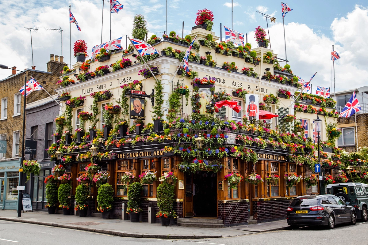 De Churchill Arms pub in Londen