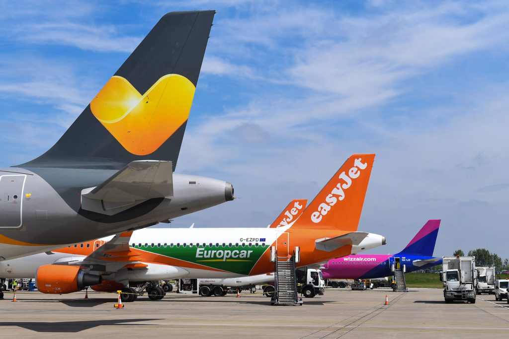 London Luton Airport - vliegveld Luton in Londen