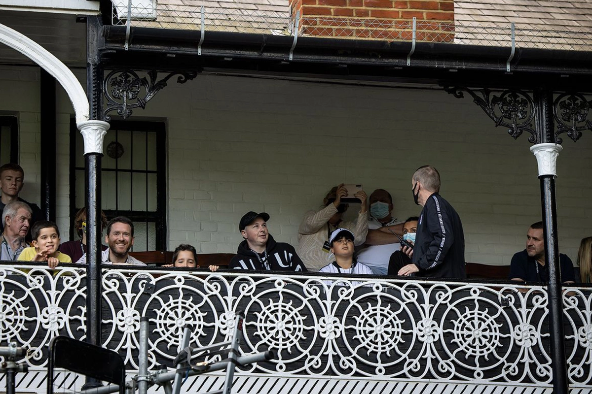 Tour door het Fulham stadion in Londen